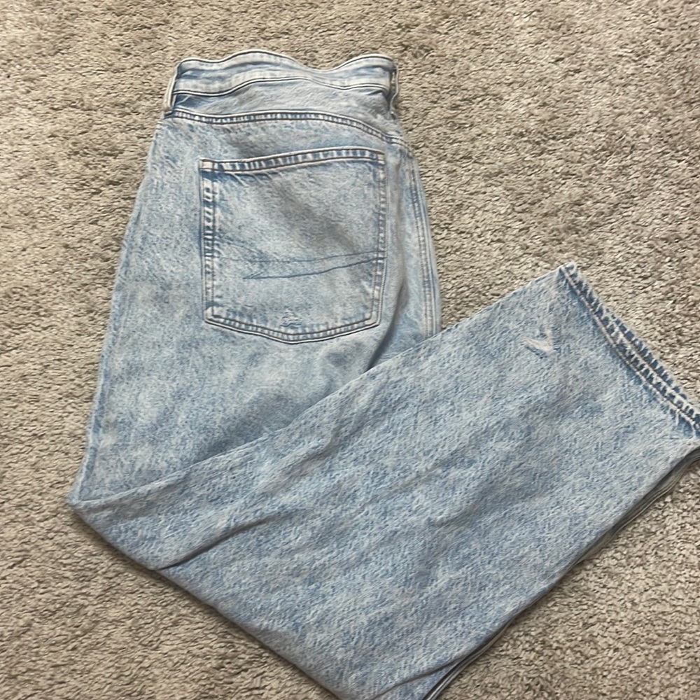 American Eagle Mom Jeans